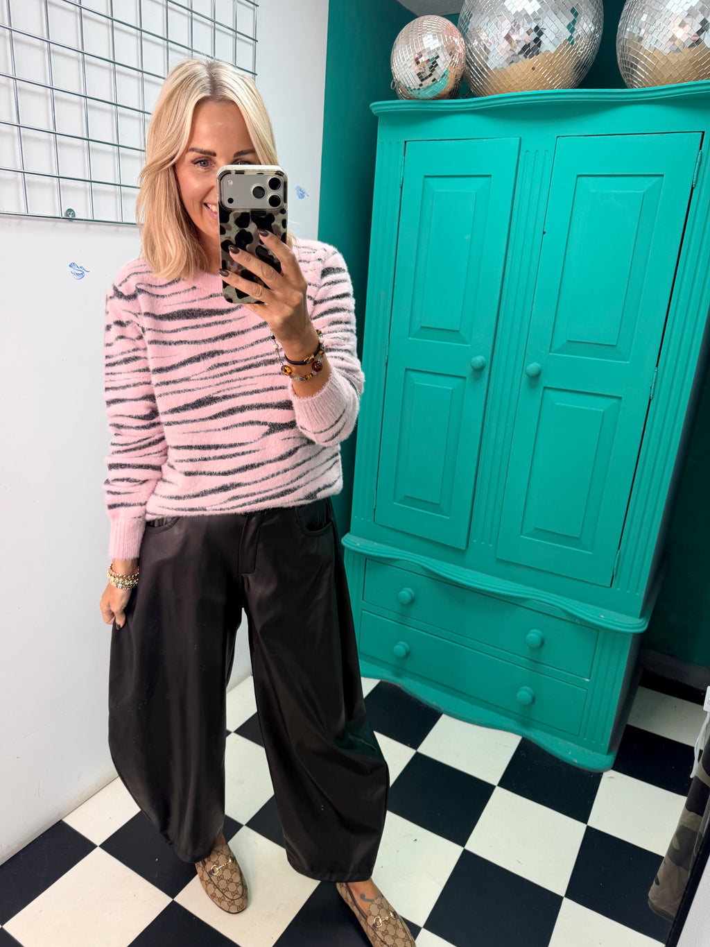 Soft touch Zebra jumper Pink Special buy