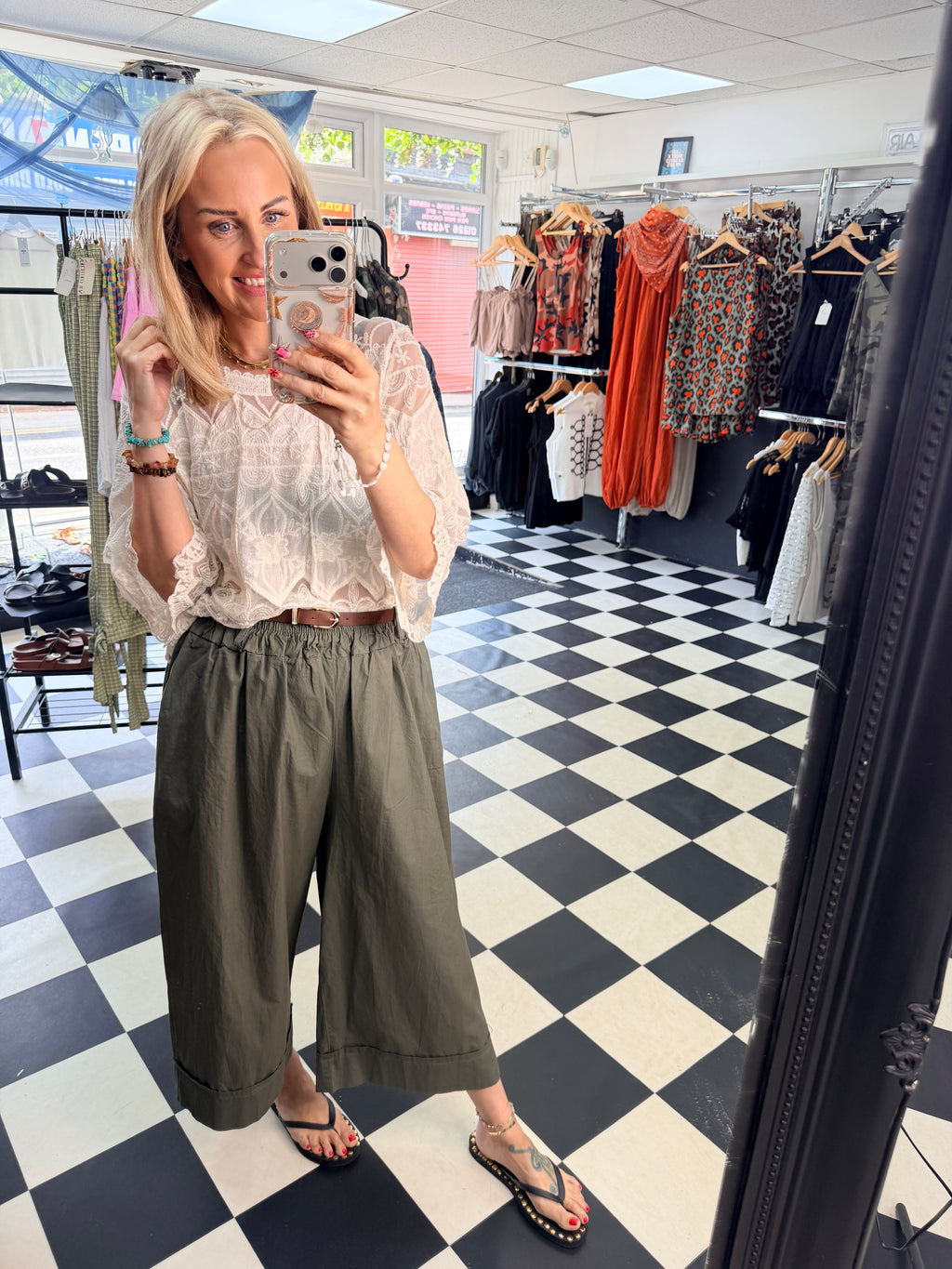 Flora top Cream