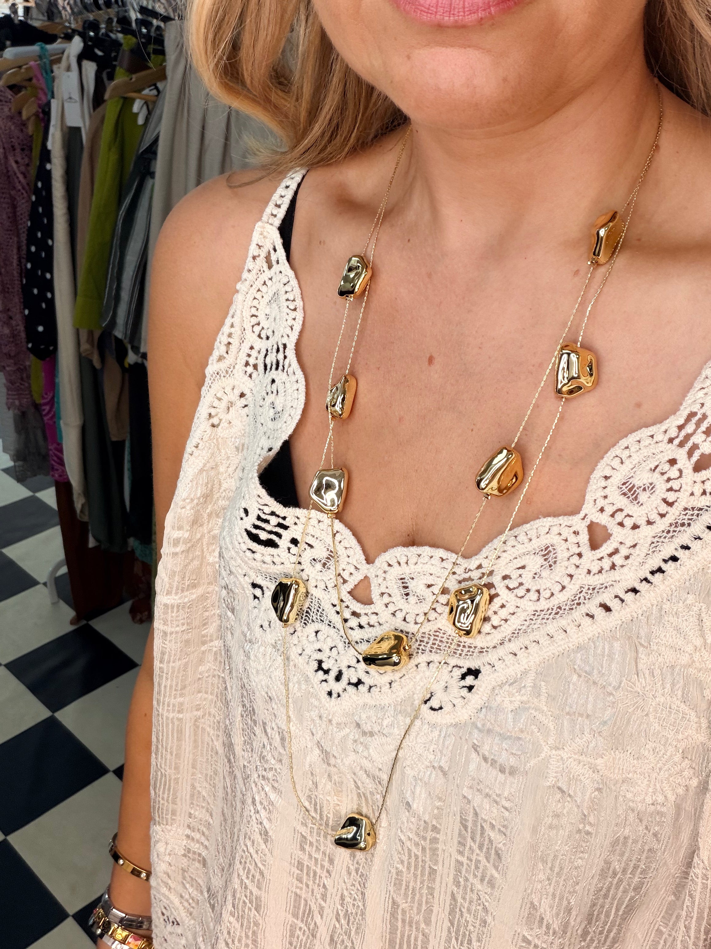 Gold pebble necklace