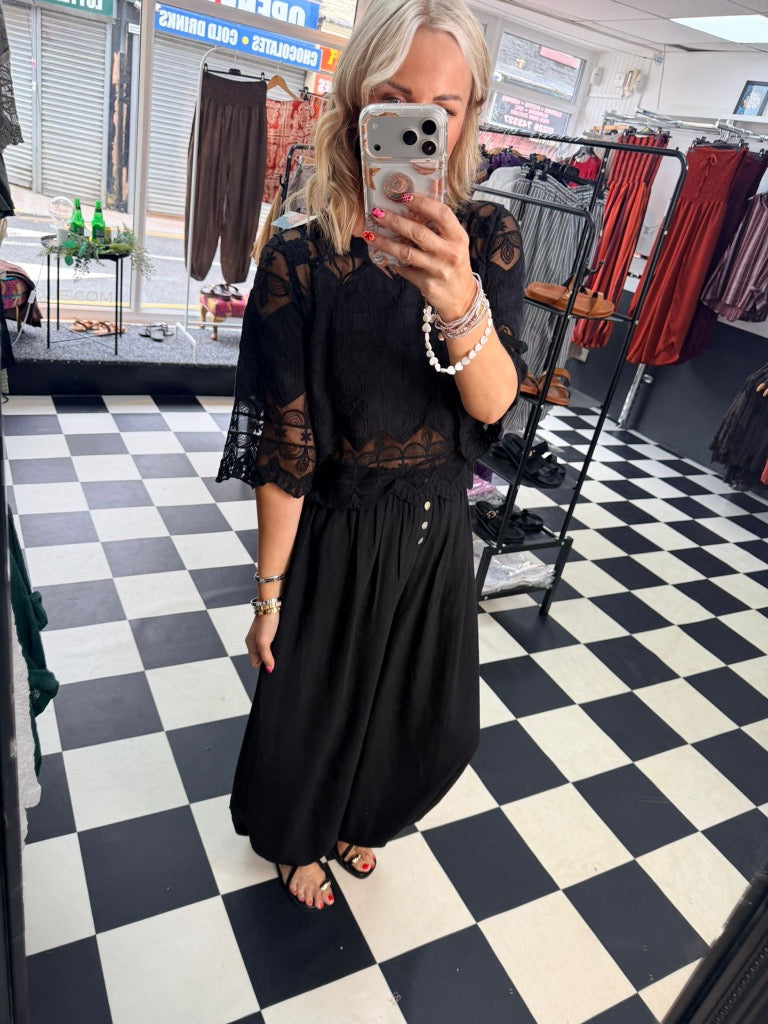 Lola Top Black