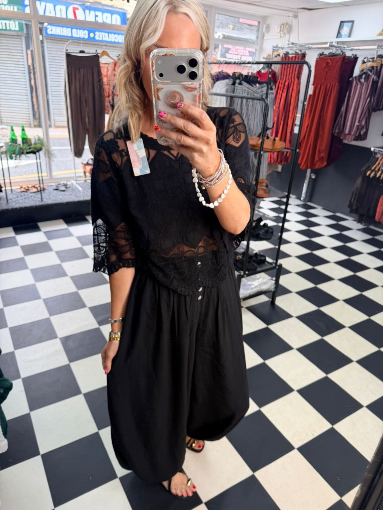 Lola Top Black