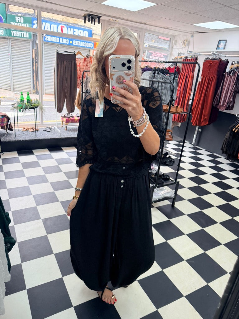 Lola Top Black