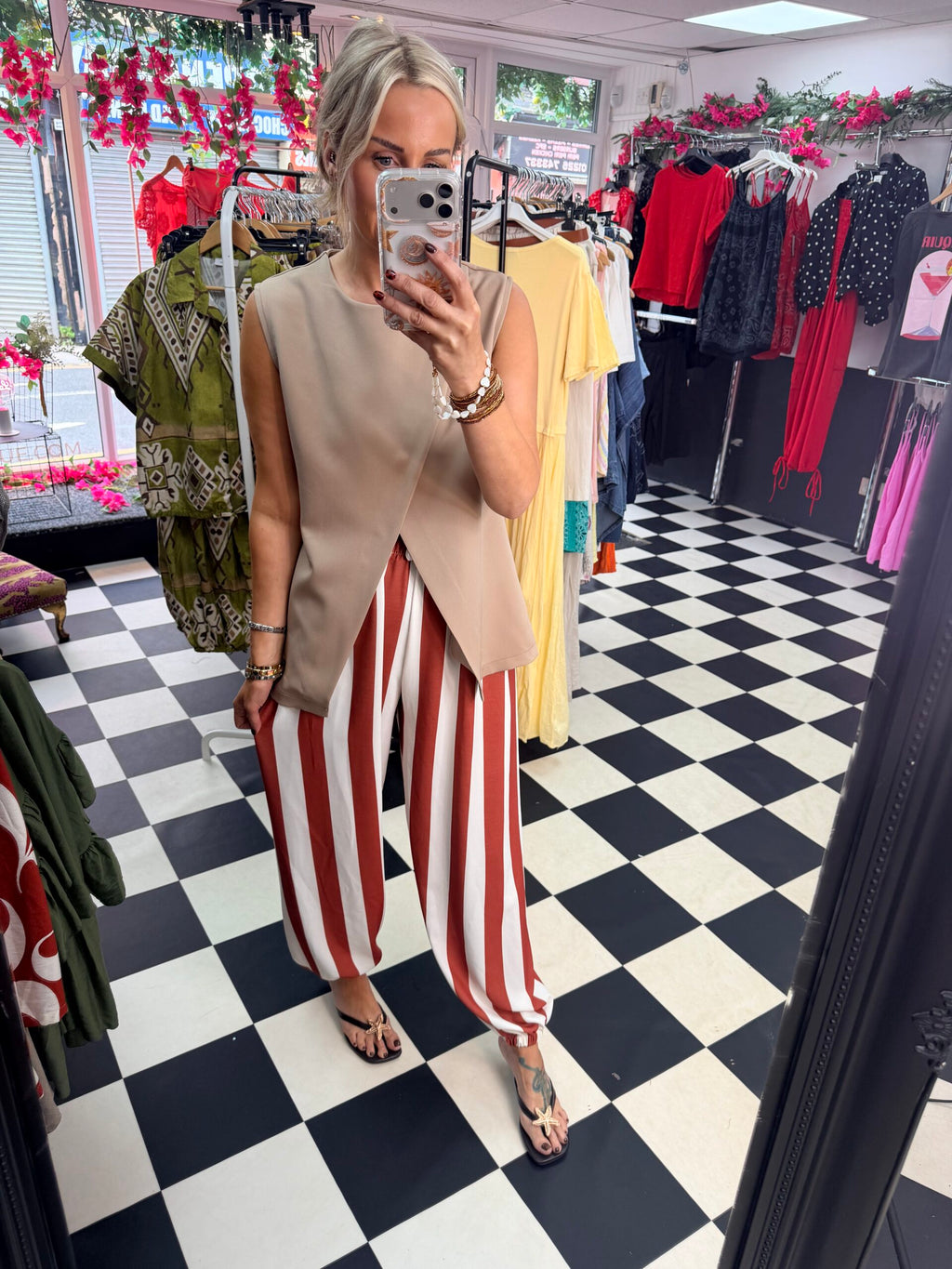 Tulip Top Taupe