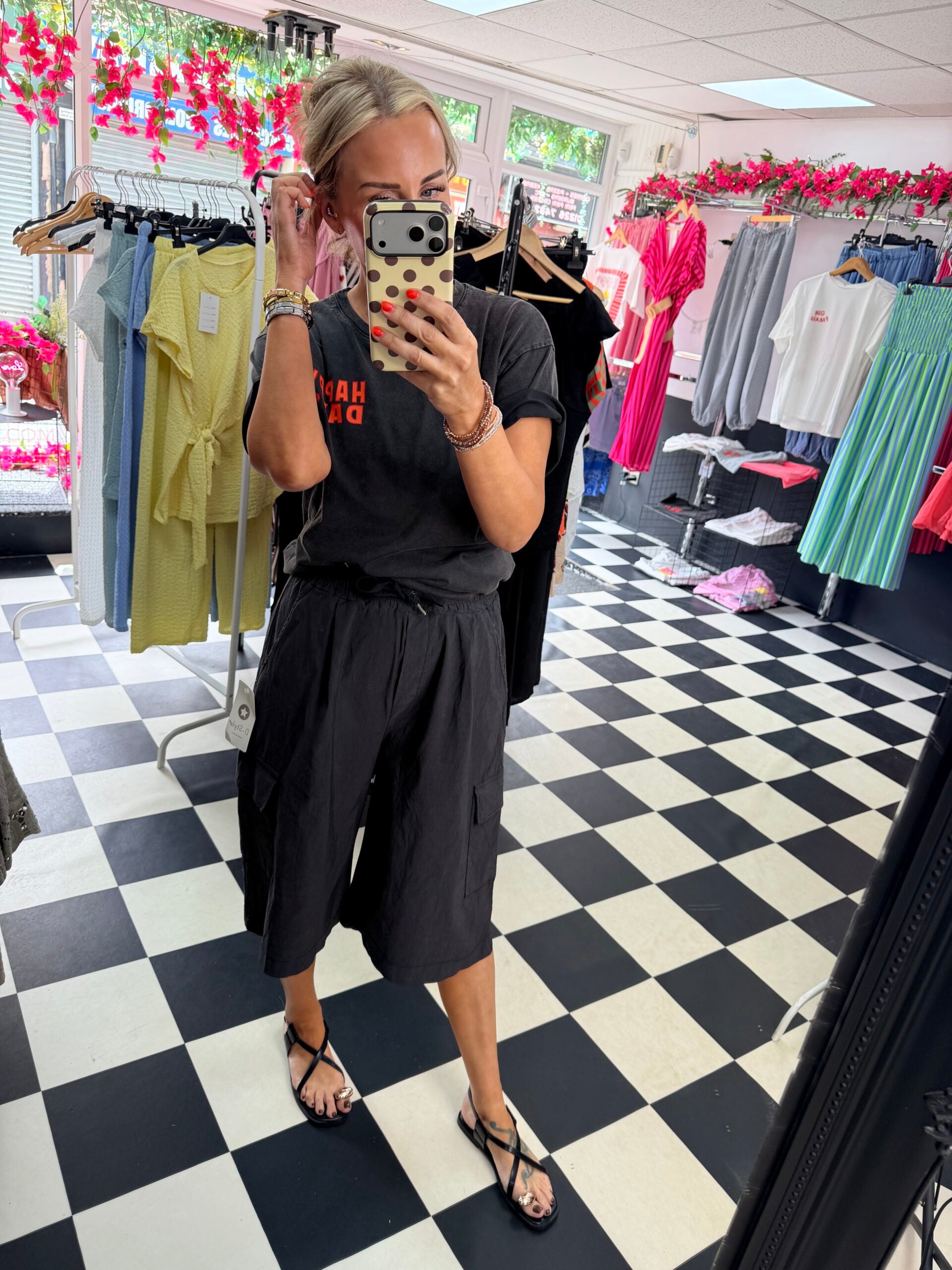 Cargo Magic Shorts  Black