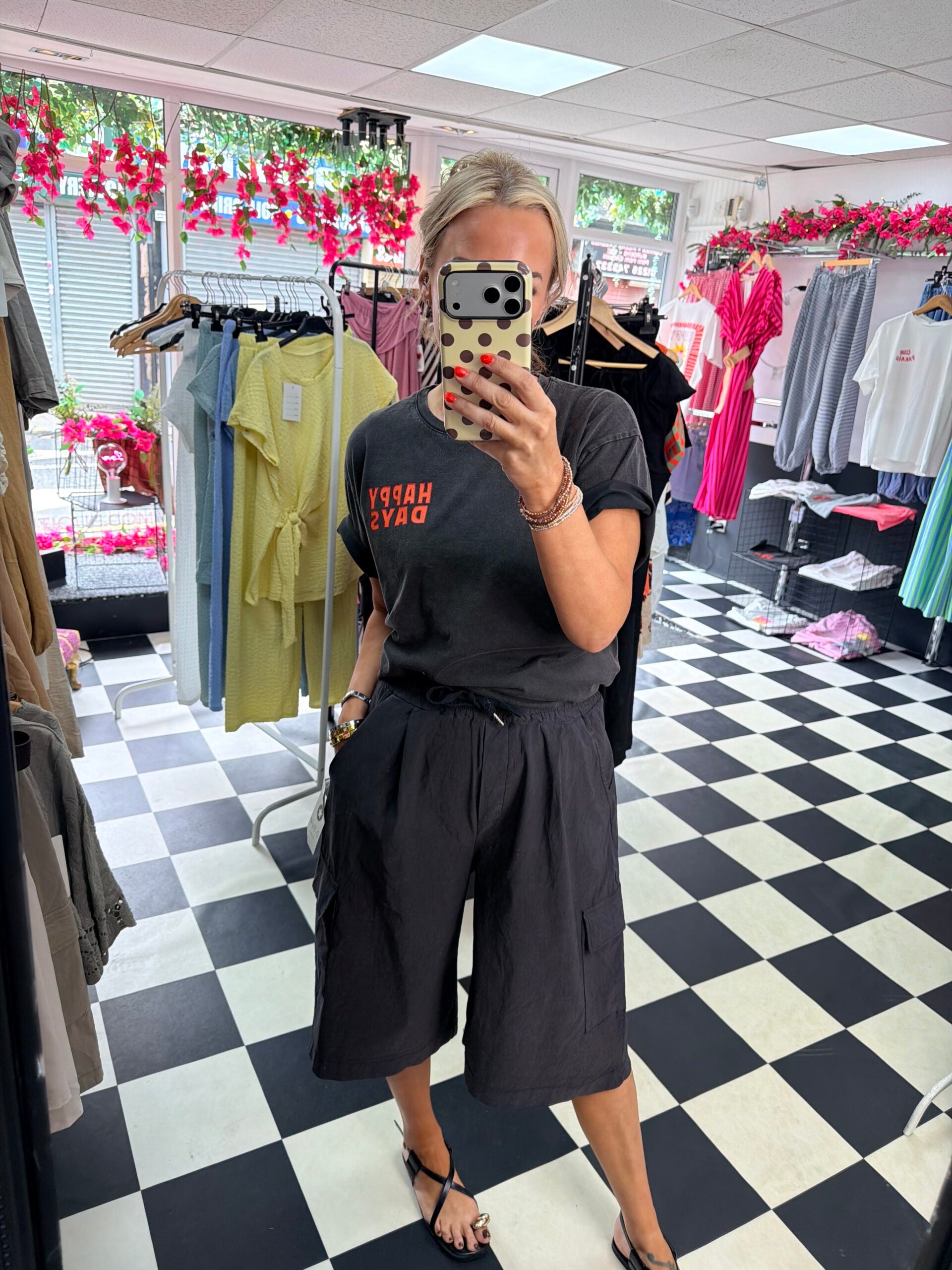Cargo Magic Shorts  Black