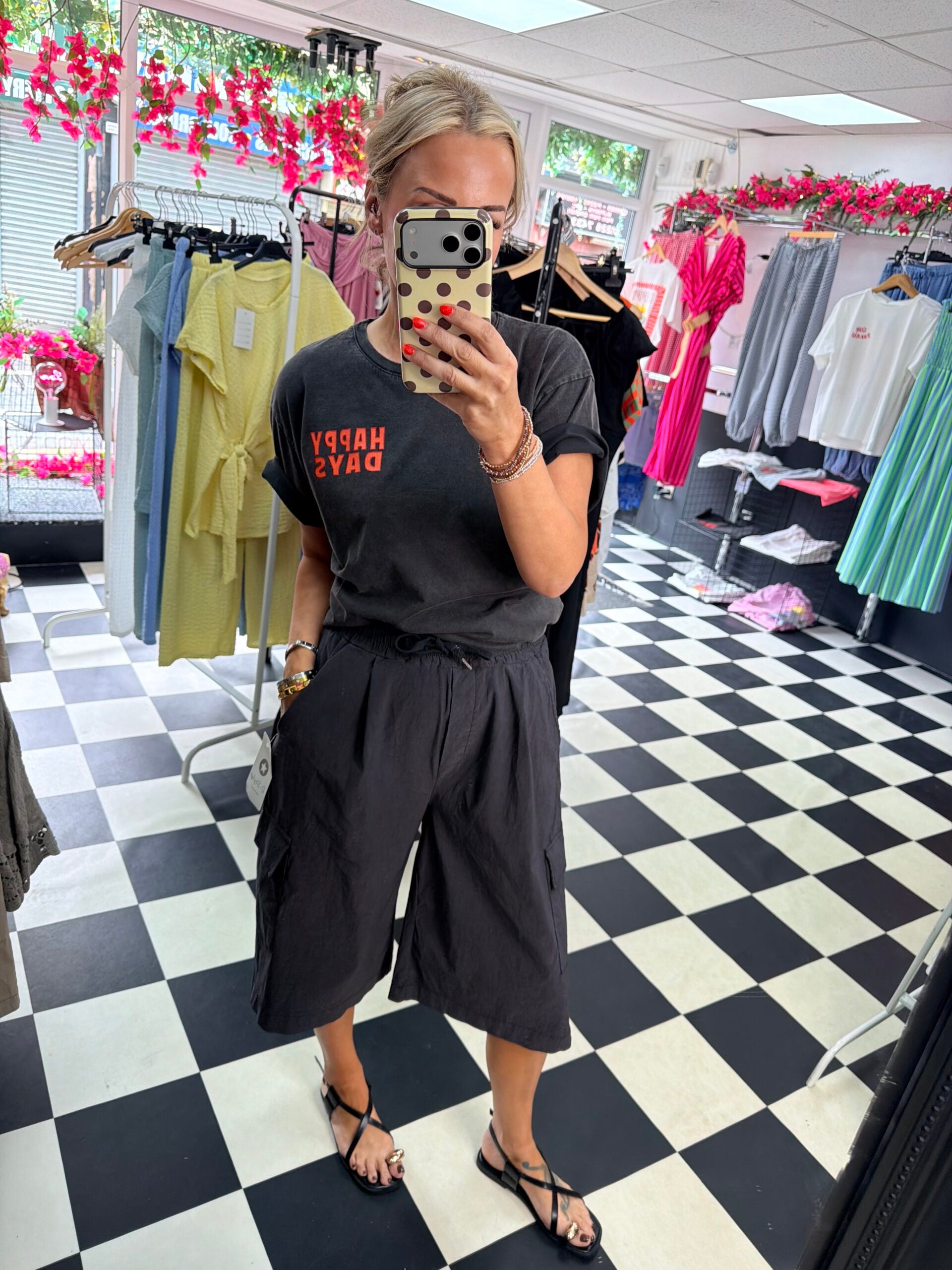Cargo Magic Shorts  Black
