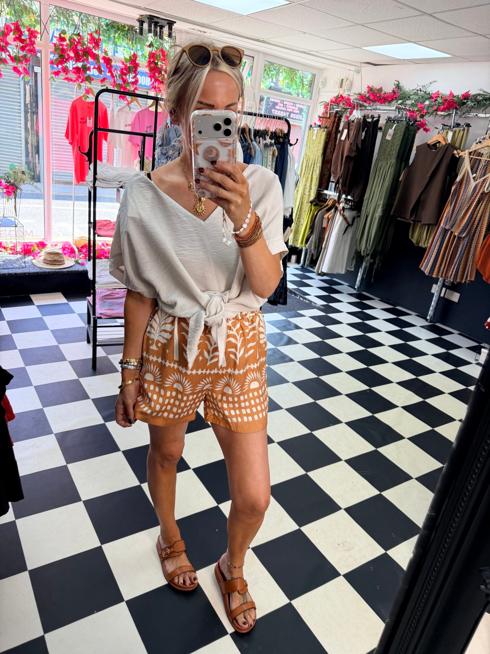 Sunshine Shorts Mustard