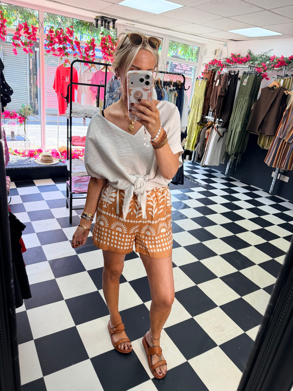 Sunshine Shorts Mustard